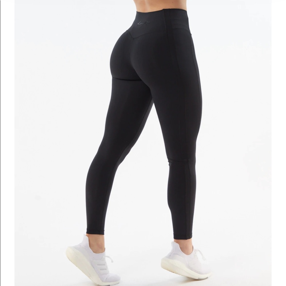Alphalete Pulse Kinetic Leggings